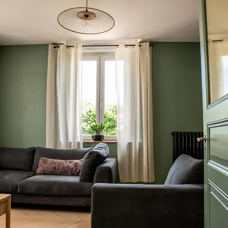 Chez Jacqueline Nyaraló Châtenois